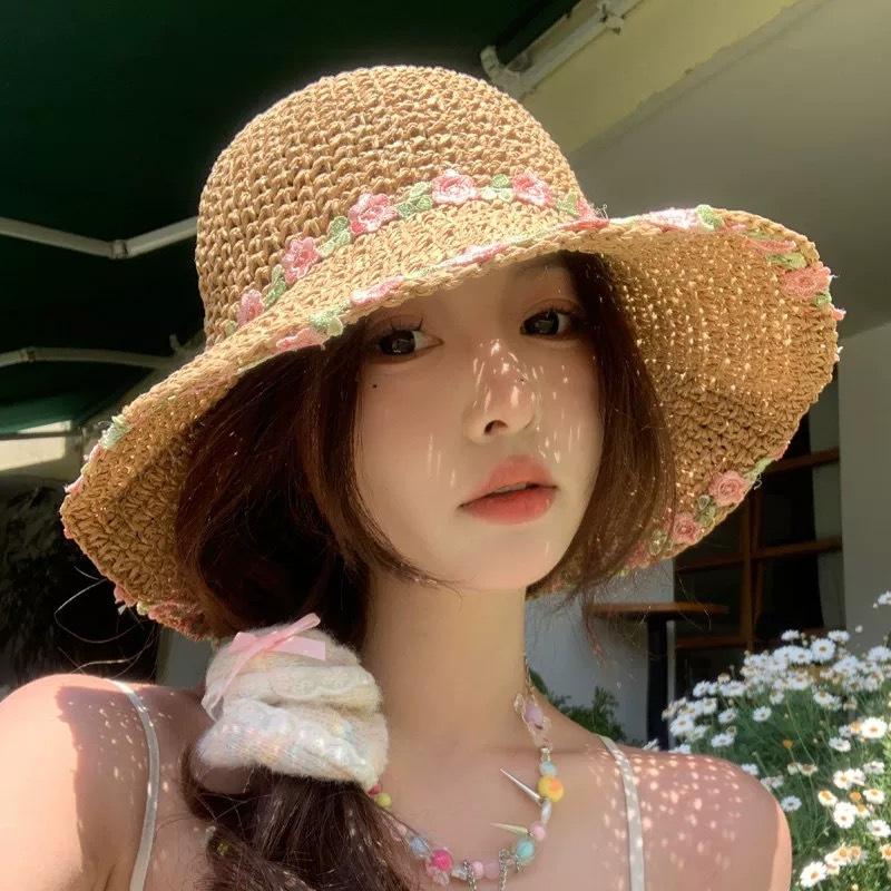 Summer seaside beach vacation wind photo big brim lace flower straw hat women's versatile simple sunshade sunscreen hat