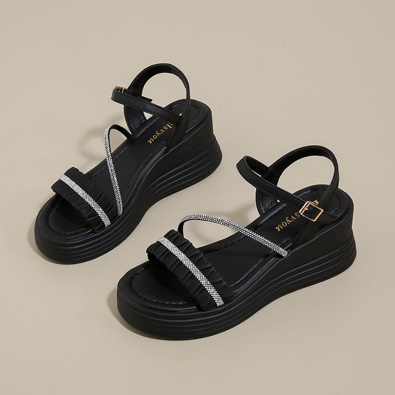 2025 New Women's Sandals One-button Summer Sweet Fashion Thick-soled Non-slip and Thin Versatile Open-toed Roman Shoes