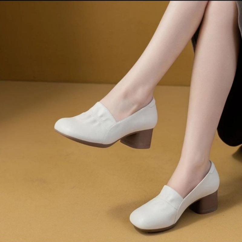 Summer New Shoes Mother Shoes Women's Soft Sole Soft Surface Simple Temperament Medium Heel Thick Heel Single Shoes Women's Medium Shoes