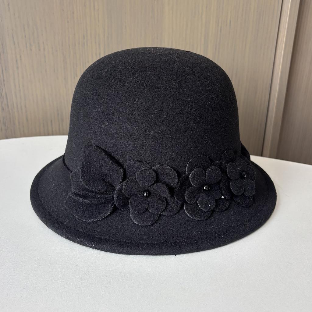 Autumn And Winter New Woolen Hat Female Elegance Flower Temperament Small Edge Top Hat Outdoor Travel Versatile Thermal Basin Hat
