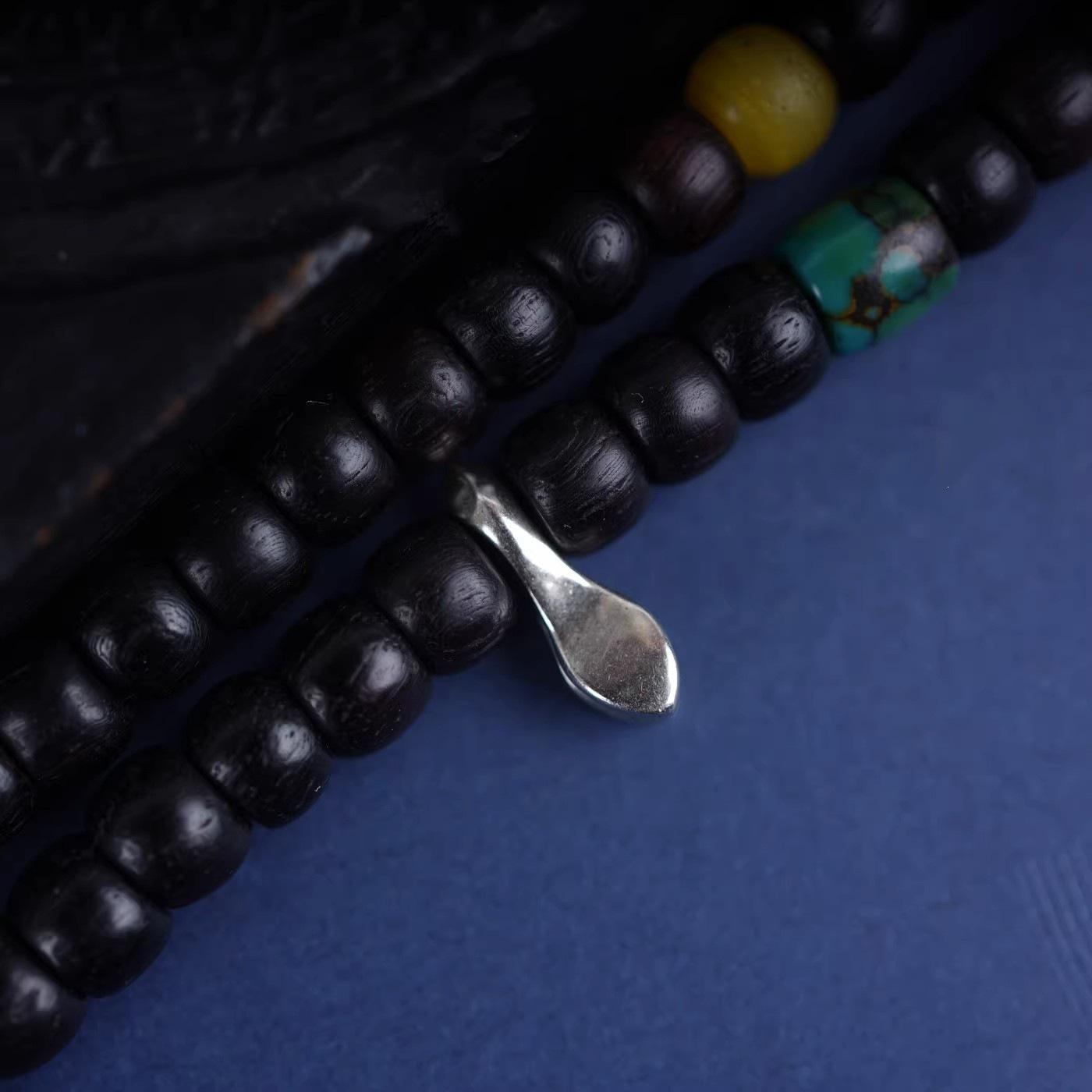 Rustic Passion Fruit Seed Card Holder: A Simple, Versatile DIY Hanging Accessory Small