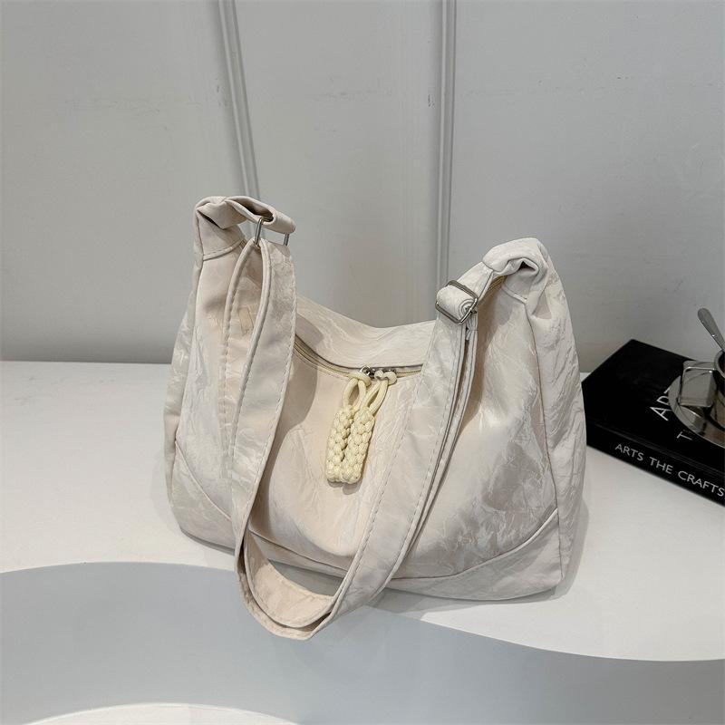 

Корейская версия большой вместительной сумки для женщин, новая стильная сумка-тоут, однотонная модная текстура, повседневная сумка через плечо для женщин