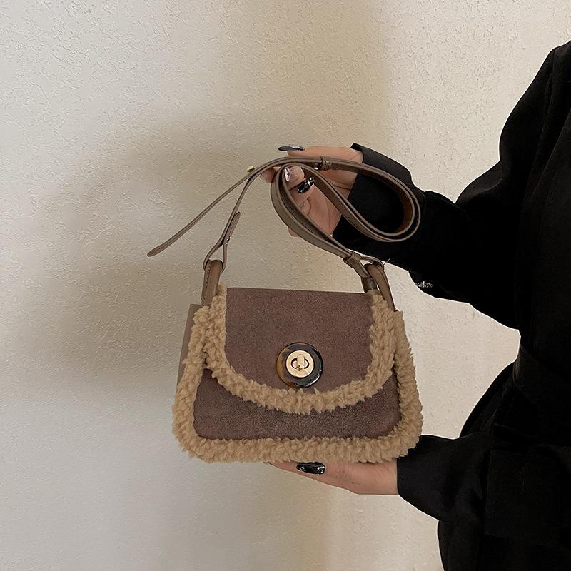Plush bag women's autumn and winter 2025 new trendy retro handbag small square bag shoulder bag messenger bag