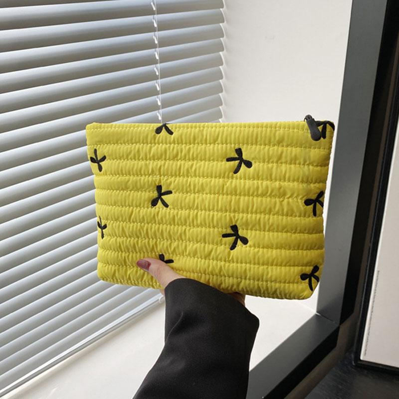Fashionable Bow Embroidery Storage Bag with Large Capacity Fresh Makeup Bag Portable Handbag Suitable for Women To Organize