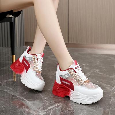 Trendy damesschoenen van ademend mesh in wit, nieuwe zomerschoenen 2025, dad shoes voor dames, losse schoenen.