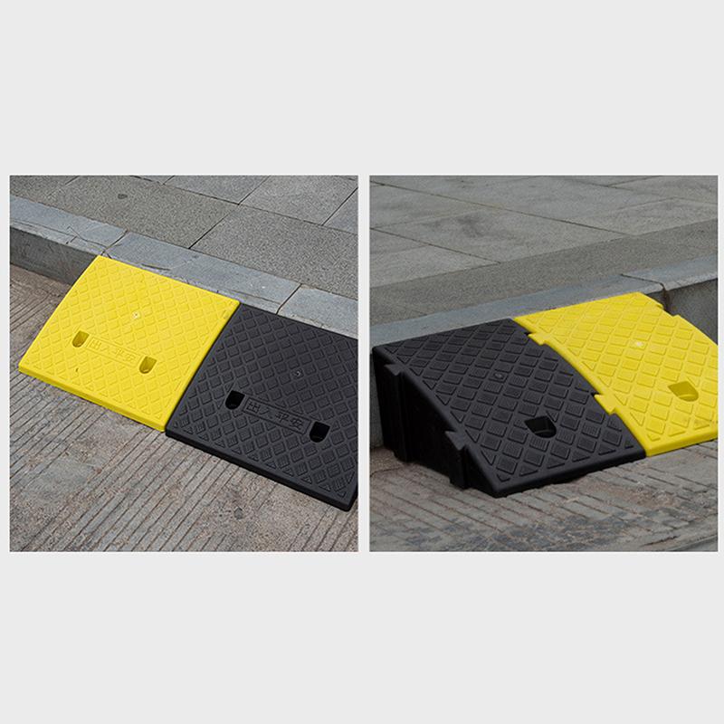 1 Stück Kunststoff Bordsteinrampe Rutschfest Schwellenrampe 30/40/50 mm Höhe für Autos Fahrräder Rollstühle Bergauffahren Sanfte Übergänge