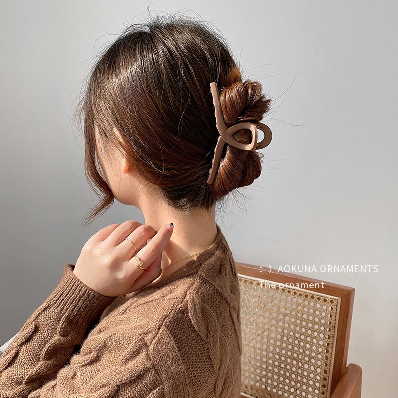 Korean Fashion Coffee Beige Large Hair Claw Solid Color Acrylic Hairpin Barrette Hair Clips Headwear Women Hair Accessories