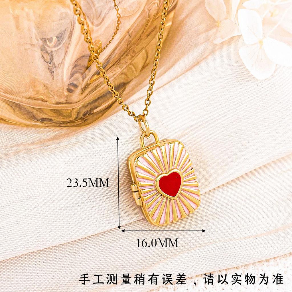 Necklace girl cute wind sweet notebook necklace can open niche versatile high sense light luxury fashion accessories