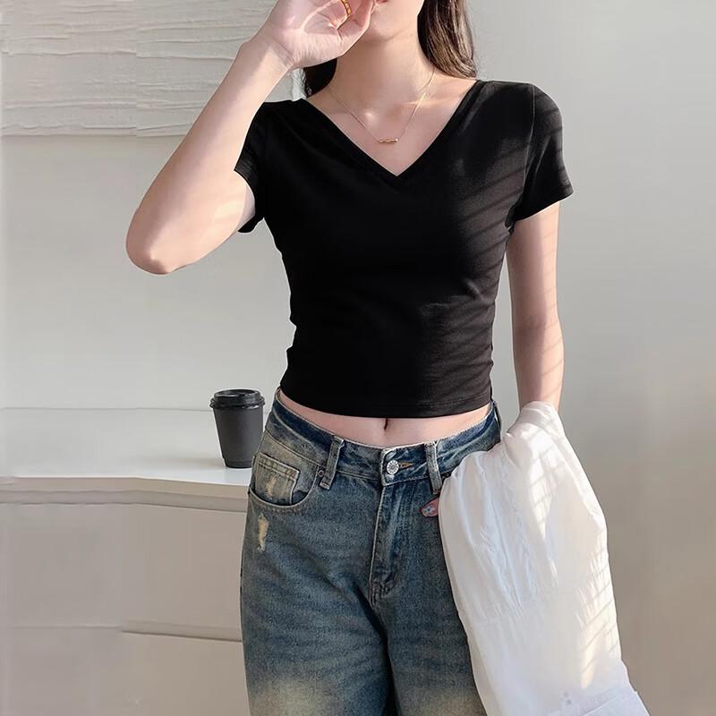 La Chapelle Women's V-Neck Cropped T-Shirt