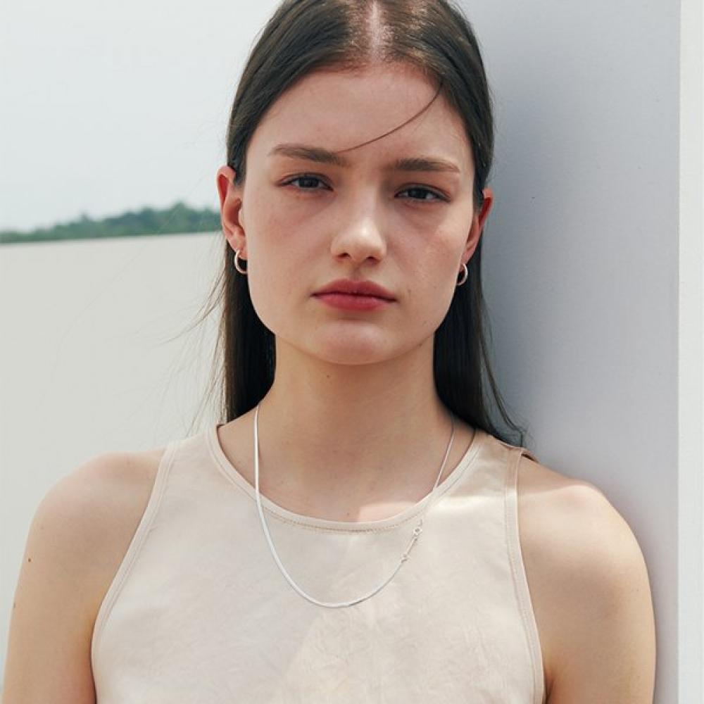 VERTE Basic Earring  2 Size    Deux.silver.131