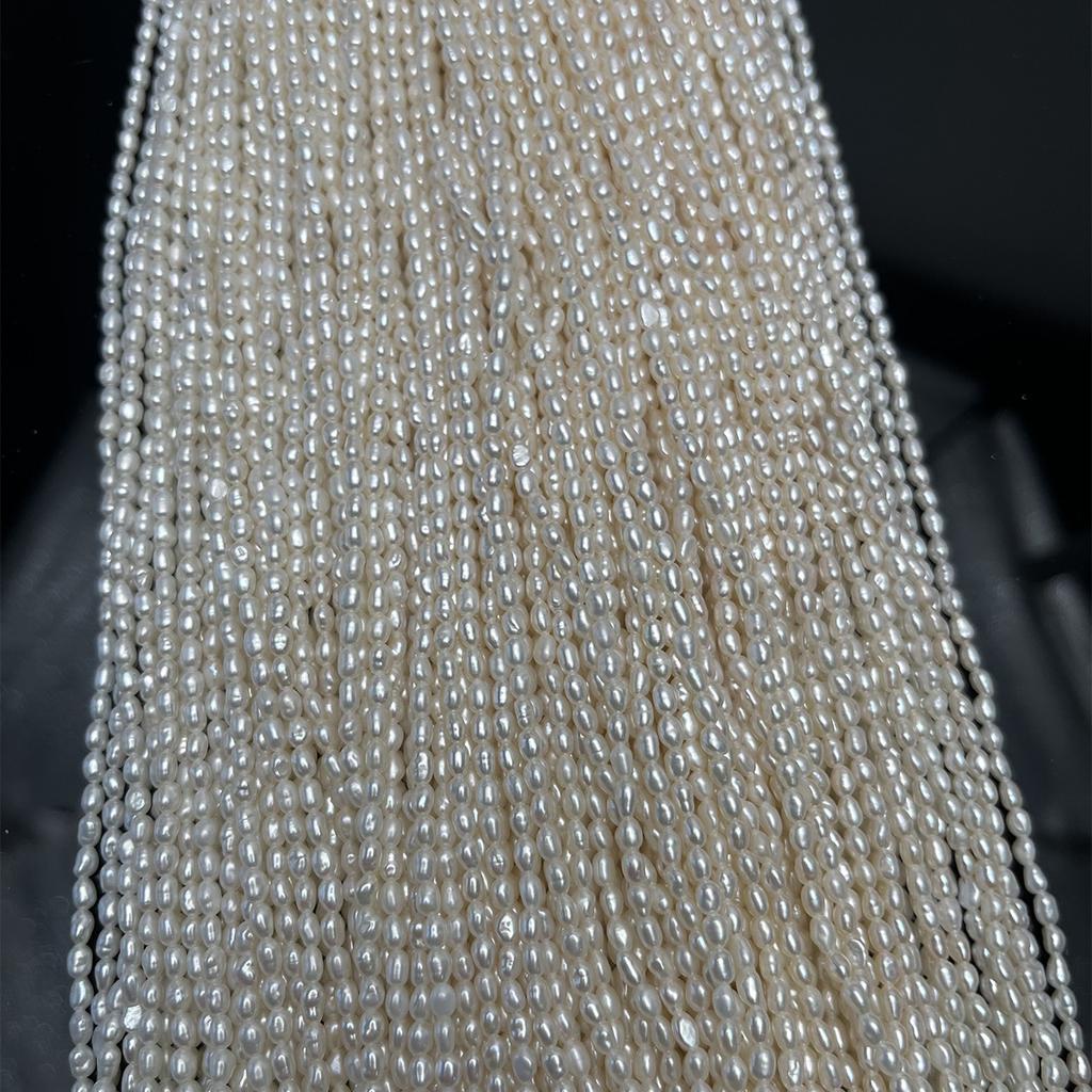 Boho Handmade Rice Pearl 2-3mm, White Natural Freshwater Pearls Beads for Jewelry Making DIY Necklace Accessories, Mother's Day Crafts 36cm