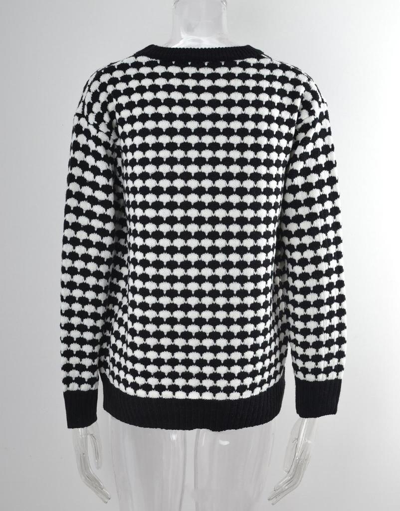 Women's Large Size Bottoming Sweater Knitted Sweater Comfortable Women's Clothing