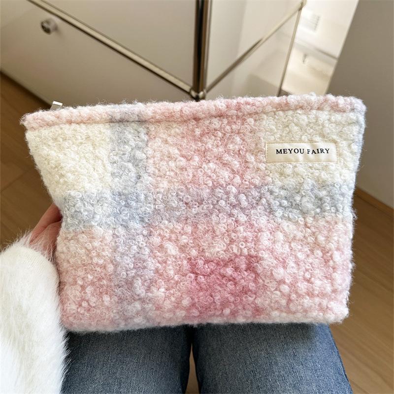 Ladies Fashion Large Capacity Makeup Bag For Women Thickened Winter Cosmetic Organizer Toiletry Pouch Cute Casual Hand Carry Bag