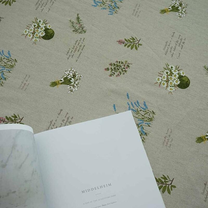 Daisy Garden Linen Tablecloth 125x210 One color