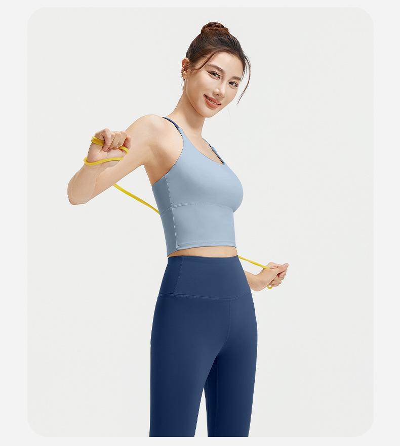 Women's Shockproof Seamless Yoga Suit & Sports Vest with Stylish Back Design