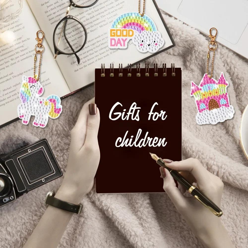 Children's Cartoon Unicorn Magic Gemstone Diamond Painting Children's Set, Homemade Keychain Sticker Art Craft Children's Girl