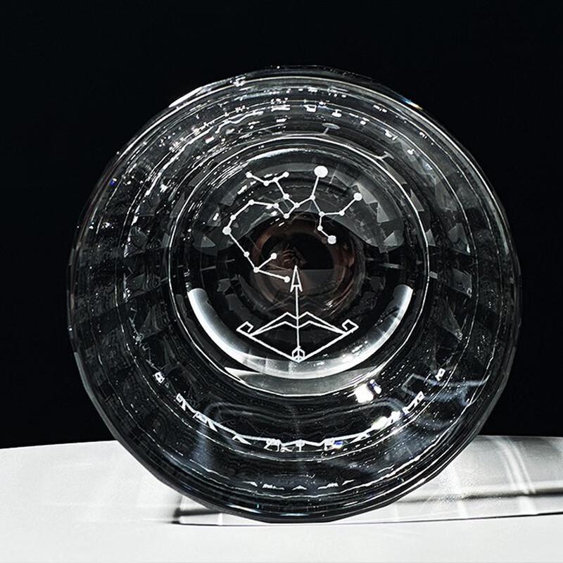 Handun Hand-Carved Crystal Constellation Whiskey Glass