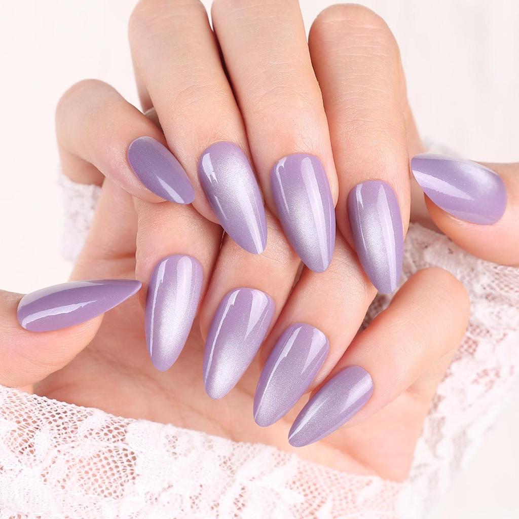 Light Purple Cat Eye Oval Wearable Nail Pieces – Medium-Long Fake Nails for Special Manicures