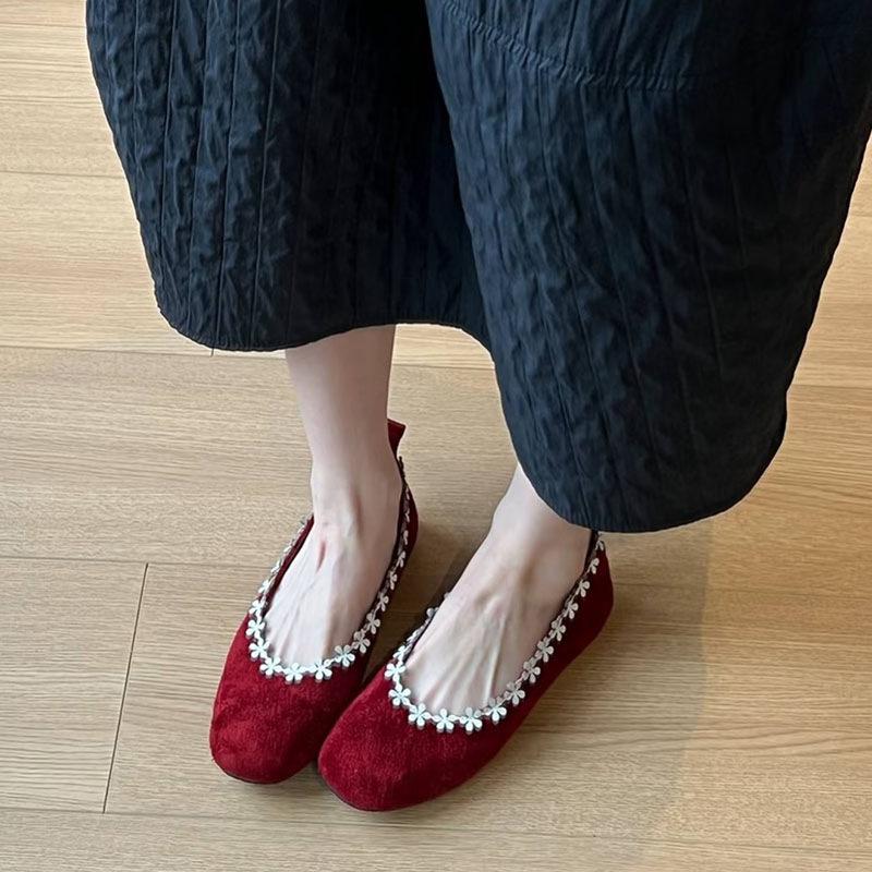 

Wear inner pedals, shallow mouth grandma shoes, good small single shoes, French women s one 2025 summer new high lace flats for women 40 красный