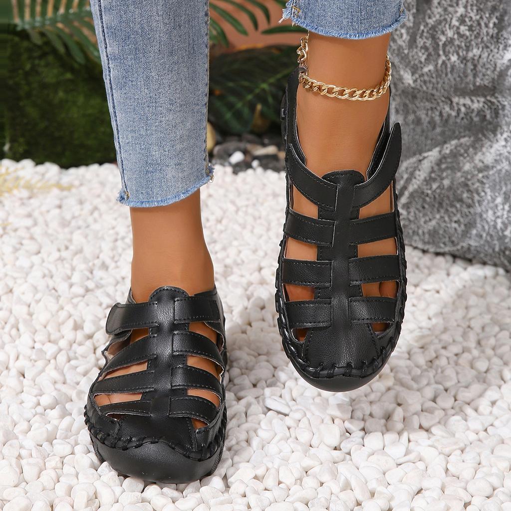 Sommersandalen in Volltonfarbe mit hohler, flacher Sohle, neuer, weicher Sohle, rutschfest und atmungsaktiv, handgenähte Unterseite mit Sohle aus Kuhsehne, Einzelschuhe