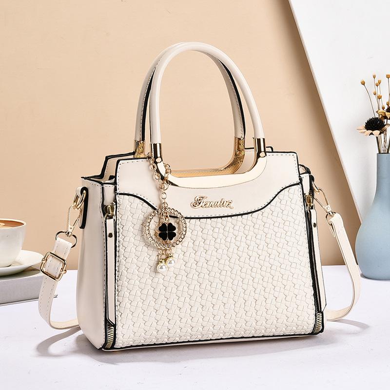 Versatile fashion shoulder atmospheric women's bag portable new pattern woven women's bag messenger bag