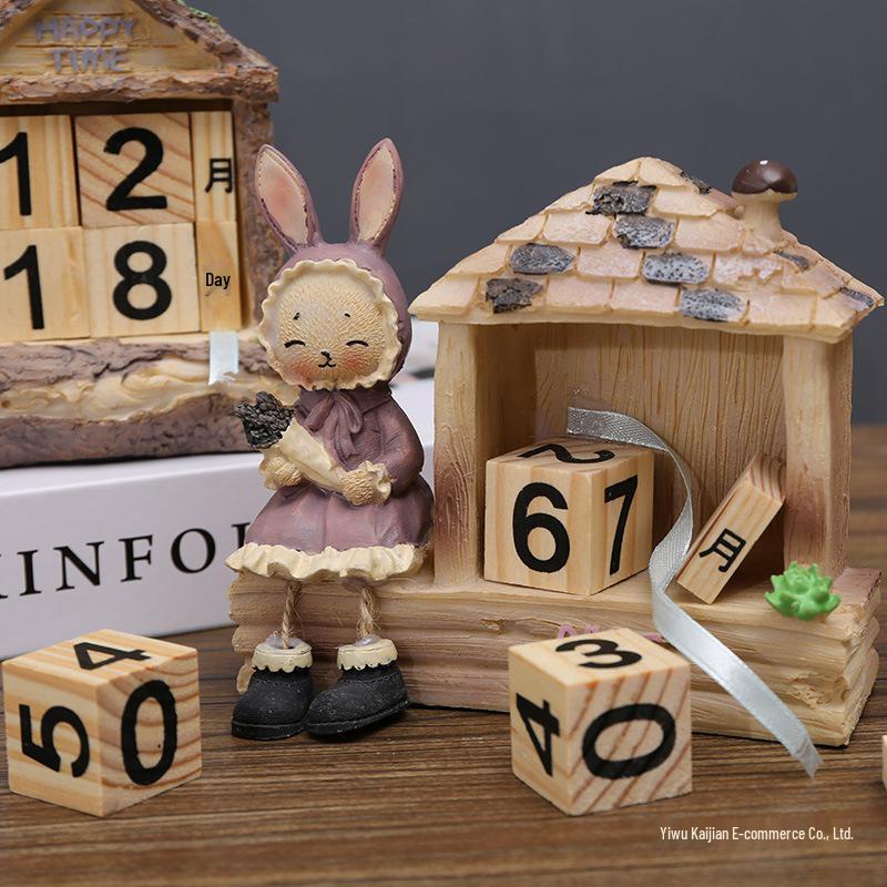 Creative Wooden Calendar Ornament - Small Desktop Date Display & Photo Props