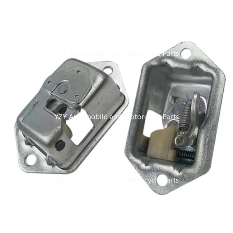 Excavator Cab Door Lock Lock Block Inner Handle Excavator Accessories For Komatsu 60/120/200-5 Daewoo DH55