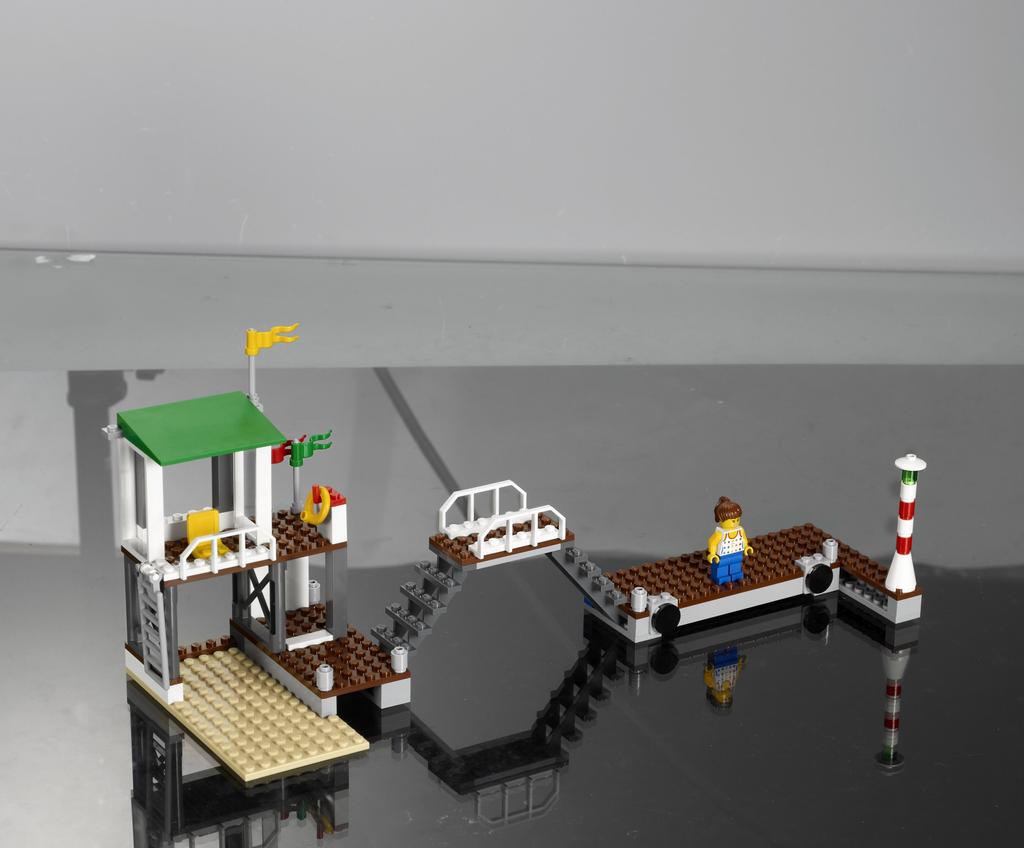 LEGO City Yacht Harbor 4644