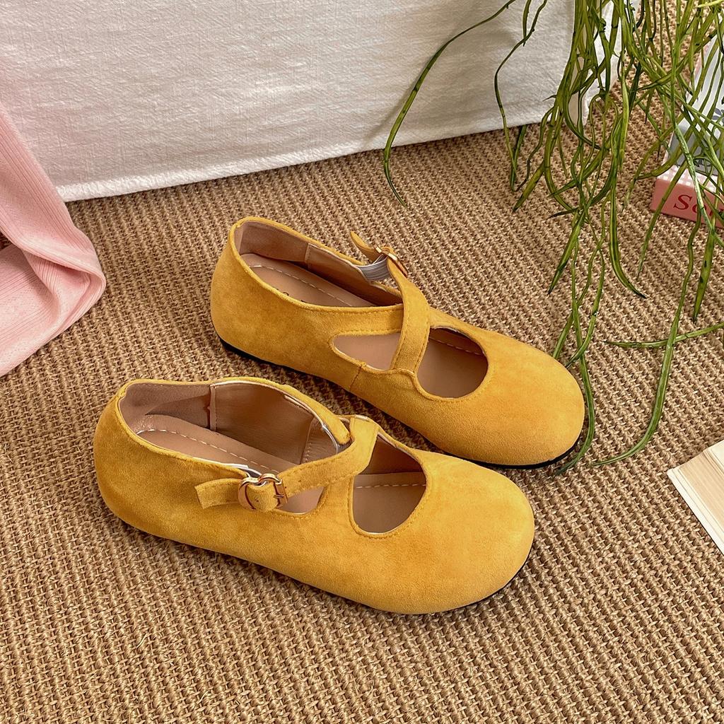 Retro Fairy Wind Yellow Flat Bottom Shallow Mouth Single Shoes Female Summer 2025 New with Skirt Inner Height Increase Mary Jane Shoes