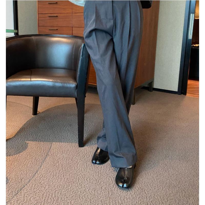 Mote 2025 Vår Sommer Mote Mykt Skinn Delt Tå Dame Pumps Casual Komfortable Lavhælte Tabi Ballerina Sko Dame