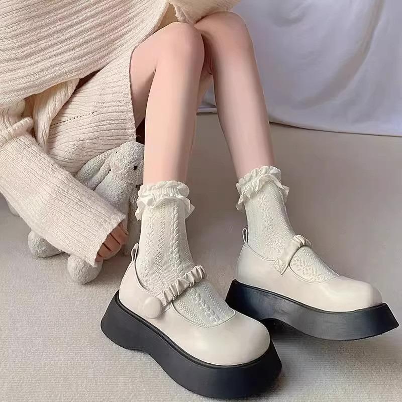 Chaussettes Kawaii pour Femmes Filles Lolita Japonaise Mignonnes Couleur Unie Chaussettes Été Automne Coton Doux Chaussettes en Dentelle pour Bas Féminins