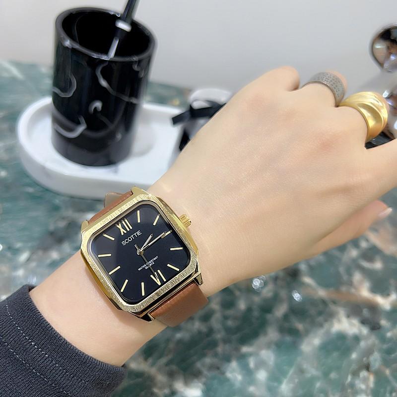 Fashion Large Dial Temperament Women S Watch Personality Domineering Neutral Watch Women S Gold Case Leather Strap Square