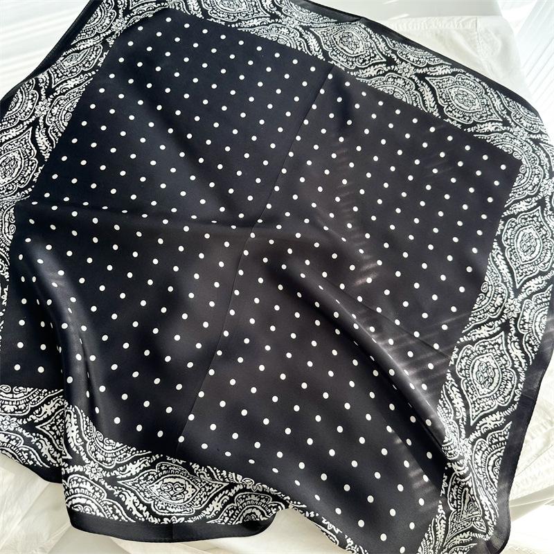 Classic French Black Polka Dot Polka Dot 100% Mulberry Silk Shawl Scarfs For Women Versatile 65CM Square Scarf Thin Shawl Scarf