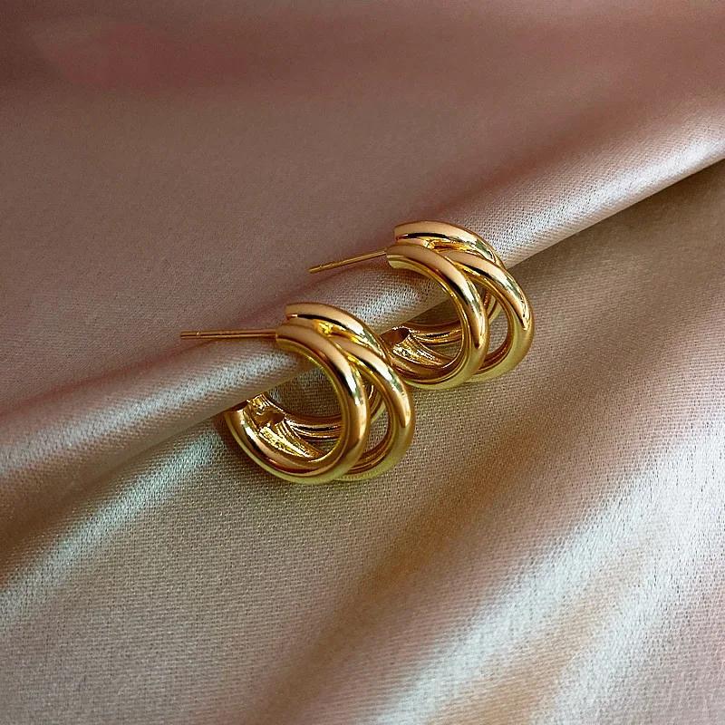 New  Classic Gold Color Geometric Square Metal Hoop Earrings For Woman Korean Temperament Party Jewelry Girls Accessory