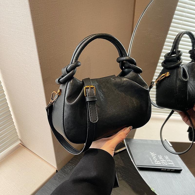Fashion Women's Bag New Trend Retro Handbag Design Pleated Shoulder Bag Commuter Messenger Bag