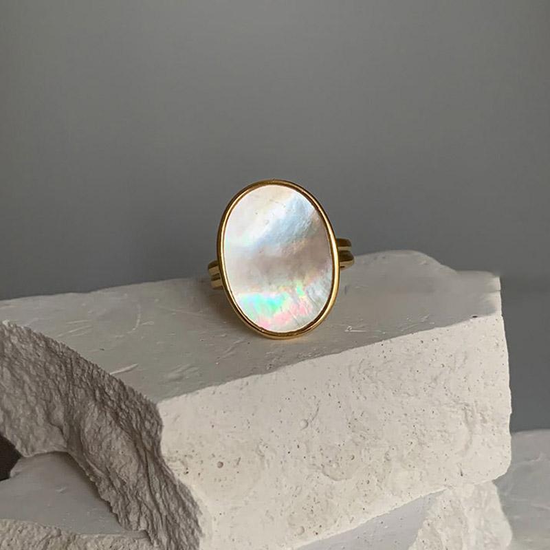 Golden Shell Ring Women's Luxury Bride Jewelry Fashion Simple Oval Geometric Party Accessories Gift