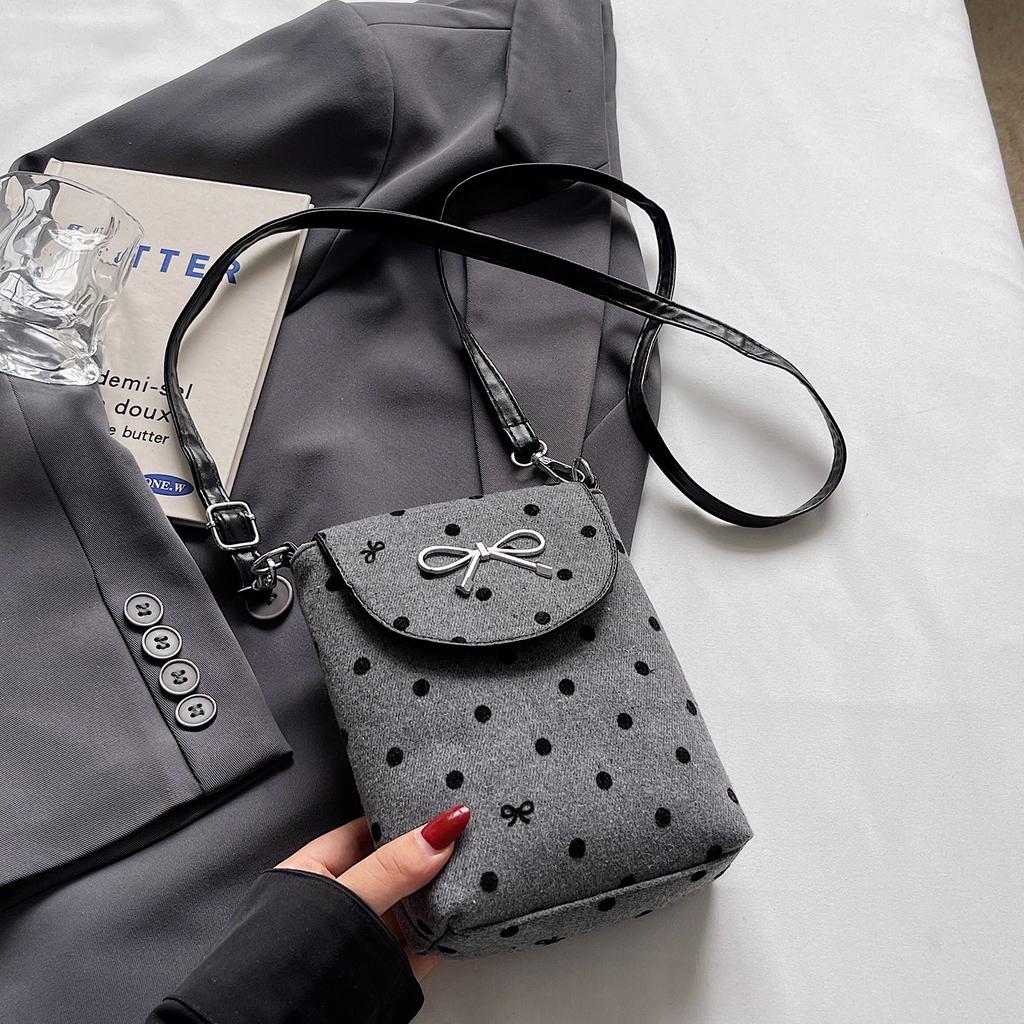 A Niche Design Bow Polka Dot Crossbody Bag, A Fashionable Small Crossbody Bag, and A Simple Commuting Phone Bag