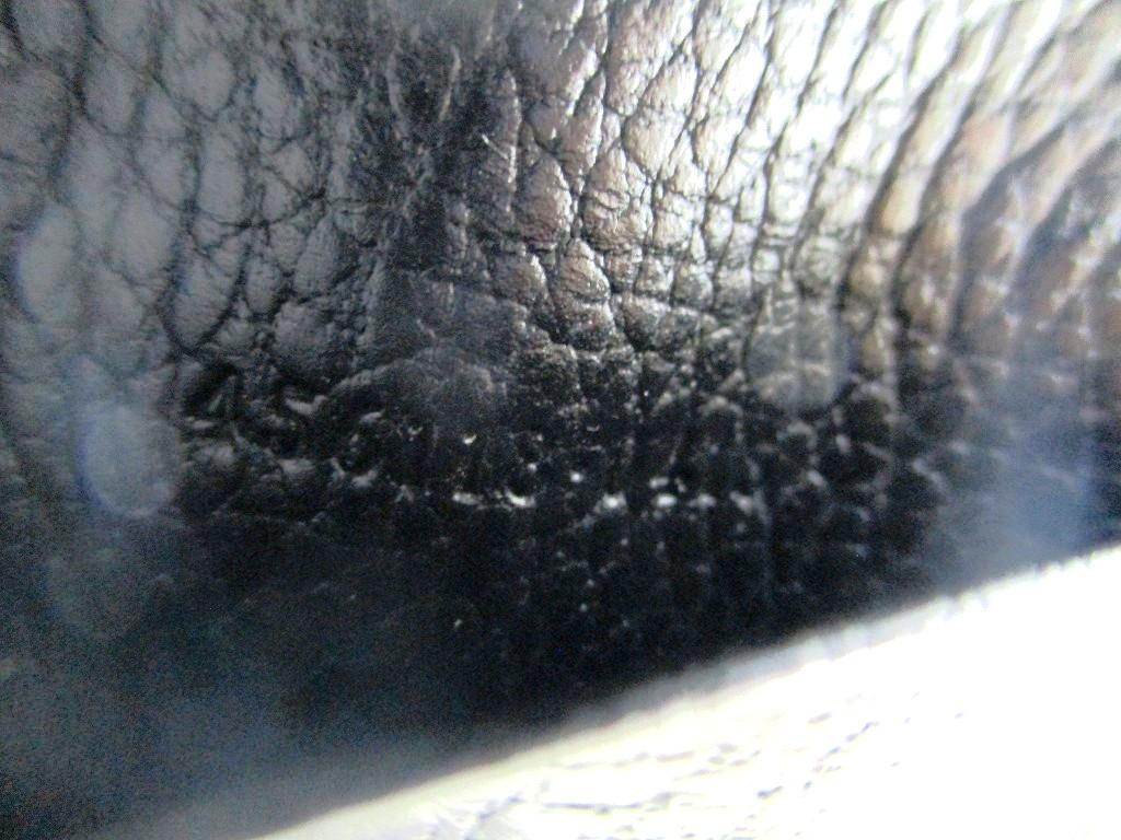 Authentic GUCCI Double G GG Black Leather Gold H/W 6 Pics Key Chain #b092  Open Box