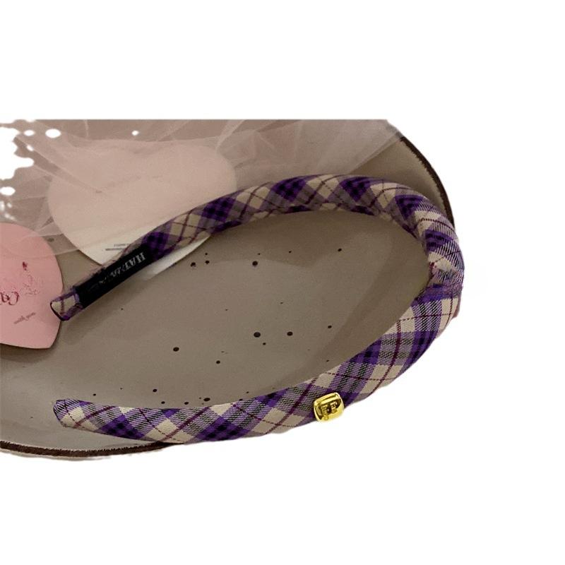 

Новая Золотая квадратная повязка на голову с буквами в Южной Корее, повязка на голову из клетчатой ​​ткани, милая и милая повязка на голову, модные аксессуары для волос для женщин