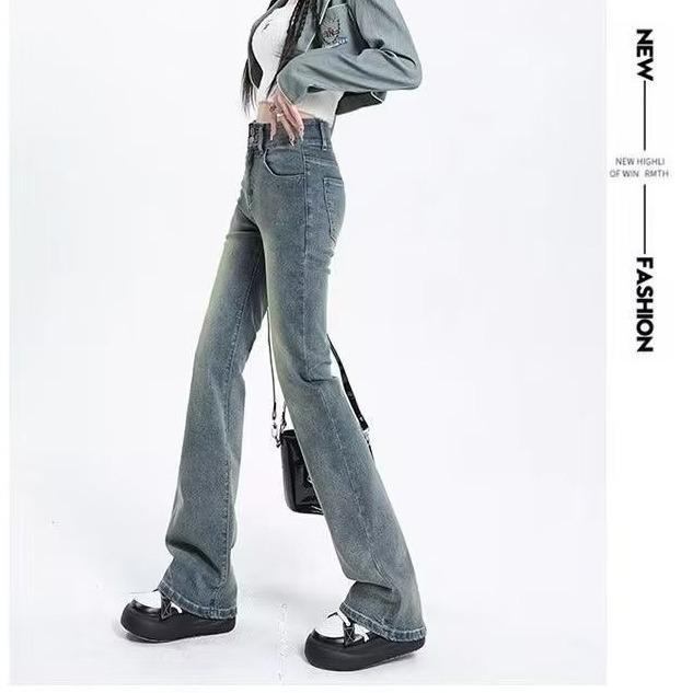 Dámské světle modré džíny s vysokým pasem a širokými nohavicemi na jaro a léto