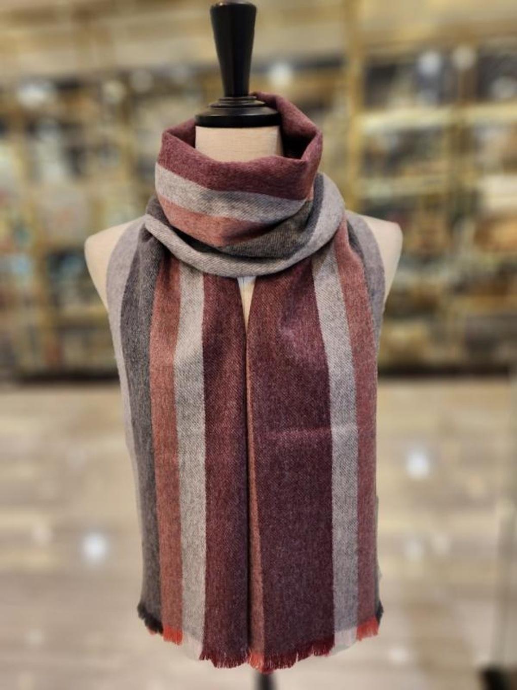 

100% cashmere Rexy Wine E22F1WM004