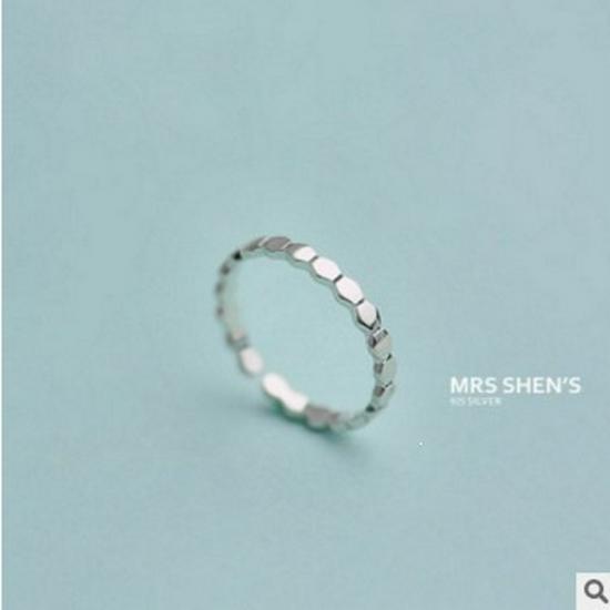 Silver-Plated Twisted Korean Trendsetter Index Ring for Women