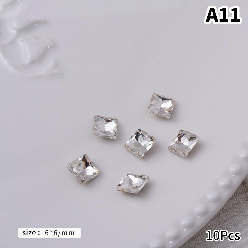 10 Stück Weiß Durch Nagel Punkt Diamant Accessoires Herzform Wassertropfen Steine Für DIY Nageldekoration