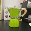 Caffettiera Moderna Minimalista in Alluminio con Manico in Legno per la Preparazione in Casa