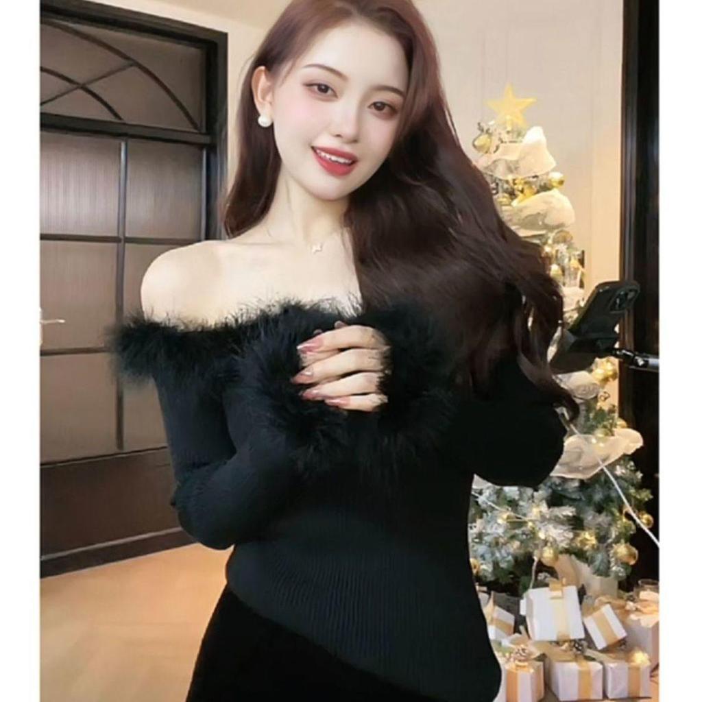 Red Off-Shoulder Raw Edge Knit Sweater for Women - Festive, Slimming, and Sexy Cold Shoulder Top for Autumn/Winter