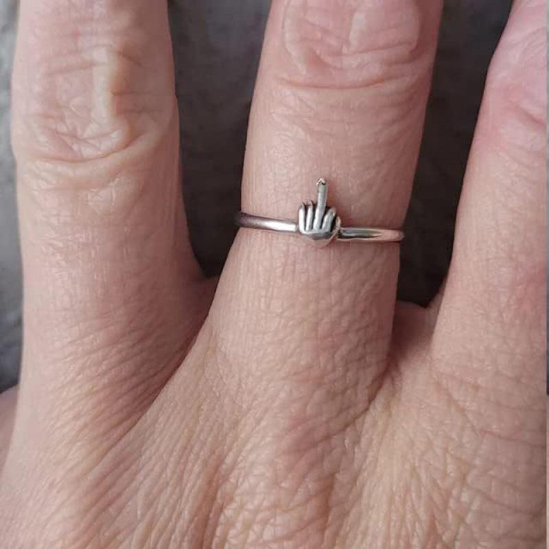 Cross-Border Fashion Middle Finger Fun Ring - Creative European & American Style Holiday Gift