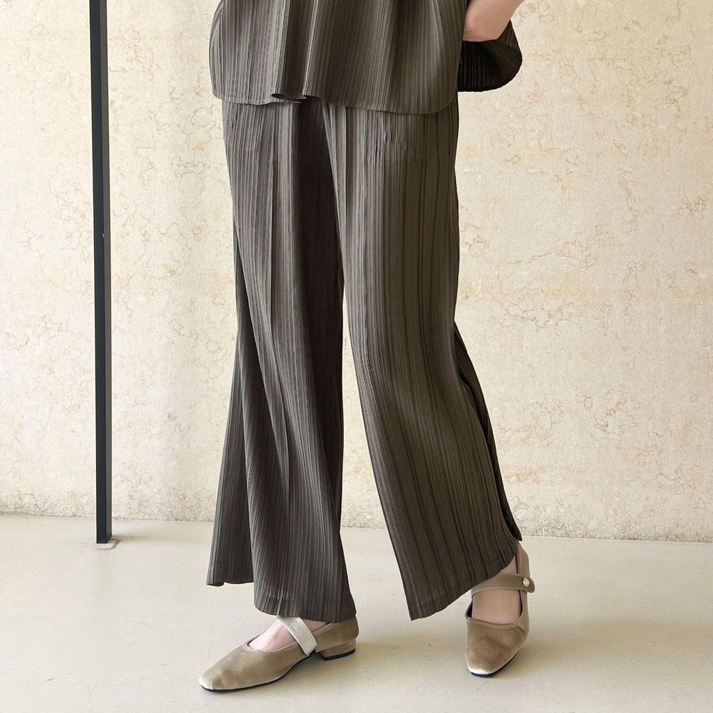2026 Summer High-End Miyake Pleated Soft Breathable Straight-Leg Pants