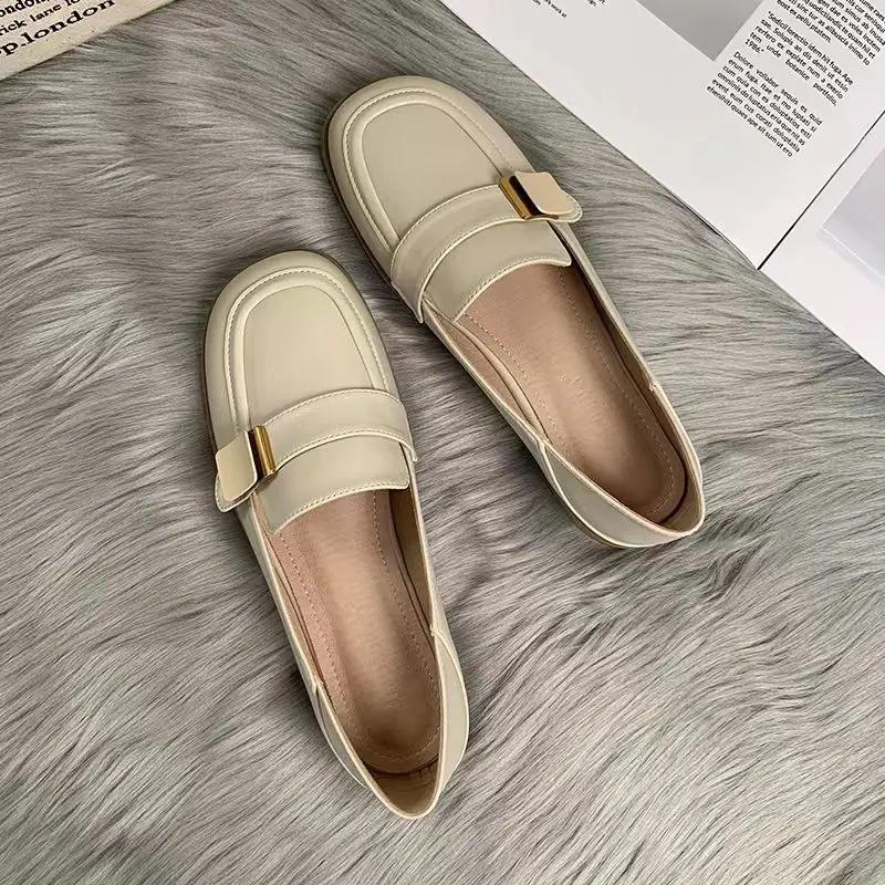 Round Toe Loafers Beige Moccasins Flat Woman Footwear Luxury Leather Casual Flats Low Heel Elegant Office Shoes For Women Chic A