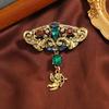 Vintage Medieval Emerald Brooch Light Luxury Butterfly Bee Pin Hollow Corsage Tassel Accessories