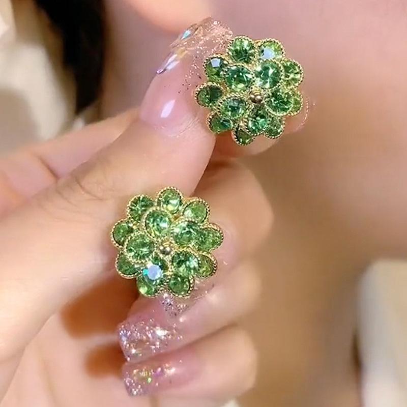 

2023 New Fashion Trend Unique Design Elegant Delicate Green Zircon Flower Earrings For Women Zircon Wedding Party Premium Gifts